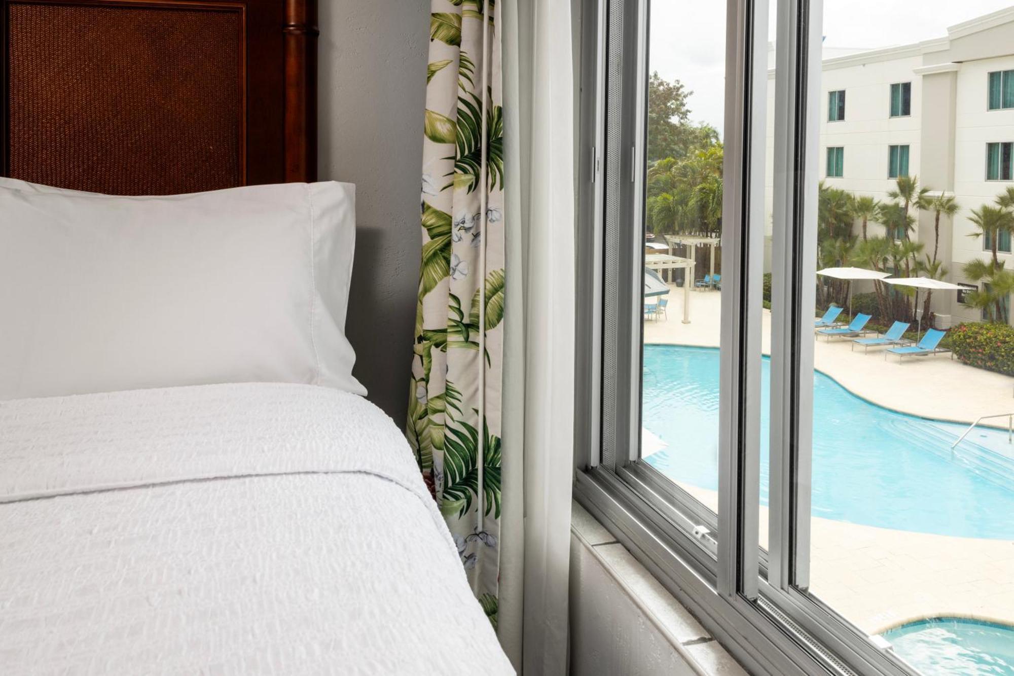 Hampton Inn & Suites San Juan Carolina Bilik gambar